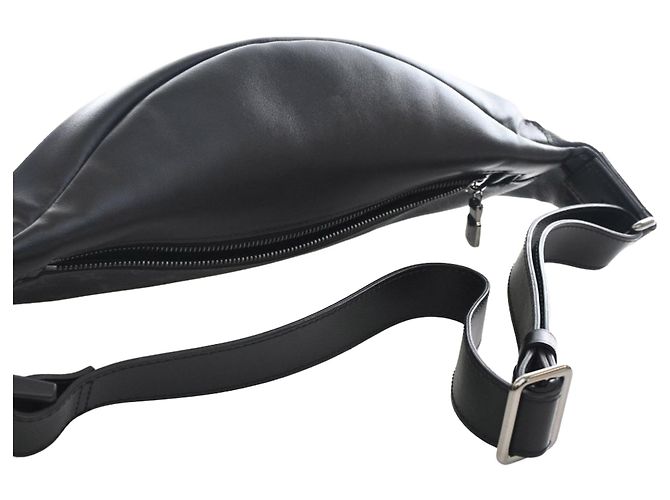 Bumbag Schultertasche PM Discovery Monogram Eclipse Schwarz Louis Vuitton - Ansicht 10