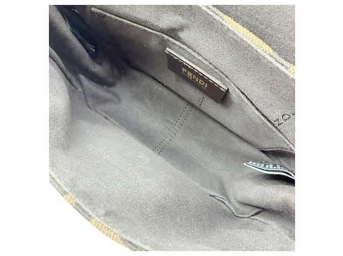 Borsa a spalla in tela e pelle marrone Zucca di Fendi - vista 10