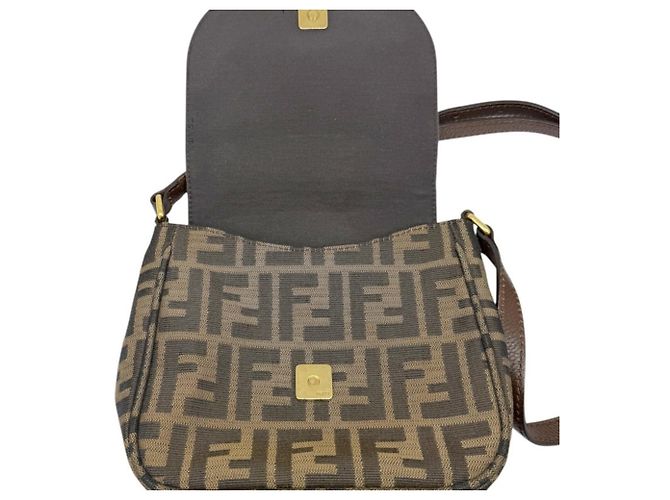 Borsa a spalla in tela e pelle marrone Zucca di Fendi - vista 8
