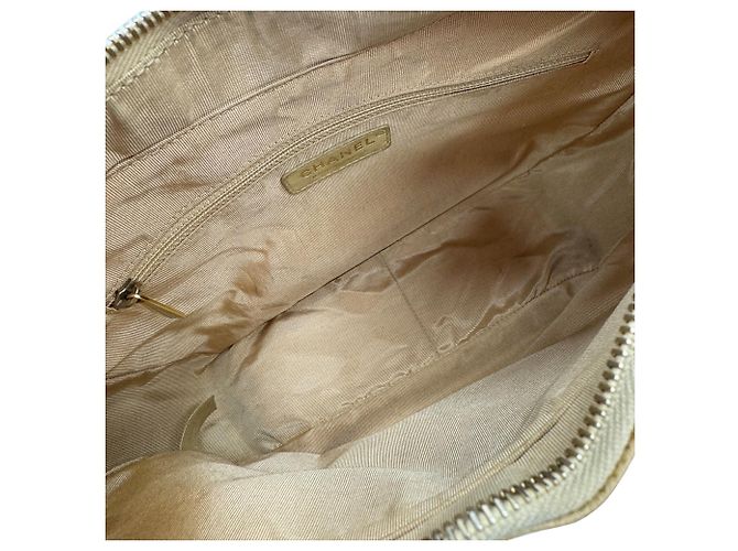 Borsa a spalla in pelle di vitello grana beige Chanel - vista 12