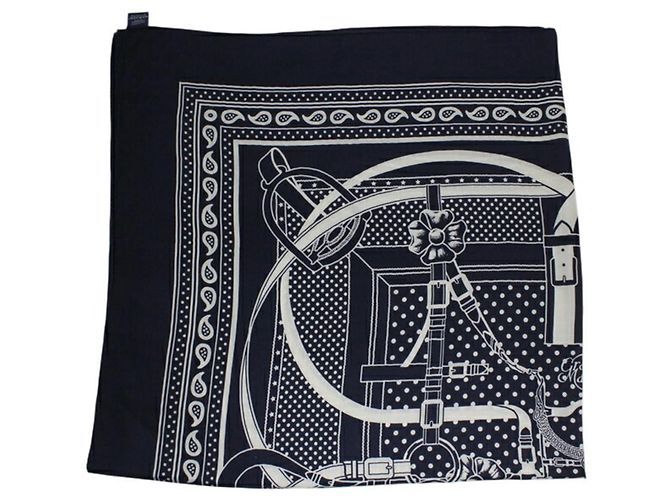 Sciarpa/Stola Hermès Carre Géant 140 Grand Manège Bianco Blu navy - vista 3