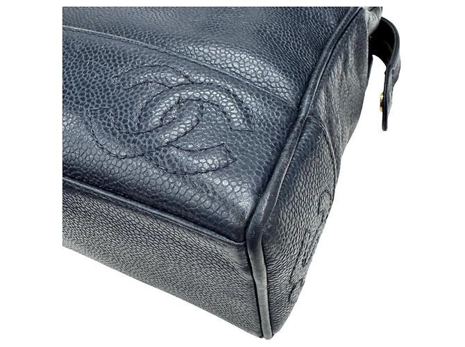 Borsa tote in pelle di vitello grana blu navy Chanel - vista 9