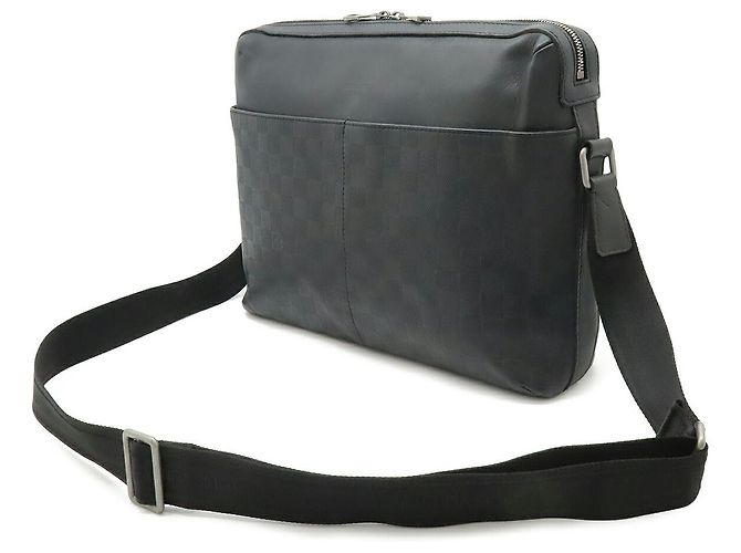 Borsa Messenger Louis Vuitton Damier Infini Calypso MM Nero - vista 2