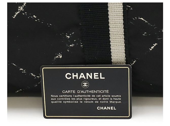 Borsa Boston della linea da viaggio in nylon di Chanel Nero - vista 9