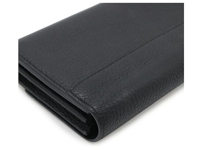 Portafoglio Lungo Bi-fold Capucines di Louis Vuitton Nero - vista 4