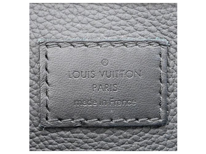 Borsa a tracolla LV Aerogram Takeoff di Louis Vuitton Nero - vista 7