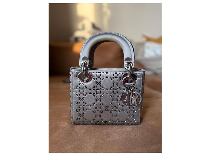 Dior Lady Dior Mini Borsa Argento con Strass - vista 3
