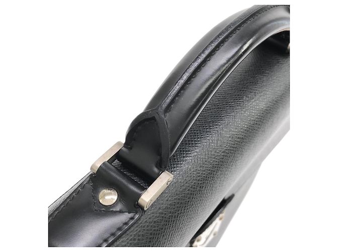 Borsa Louis Vuitton Taiga Laguito Grigio - vista 6