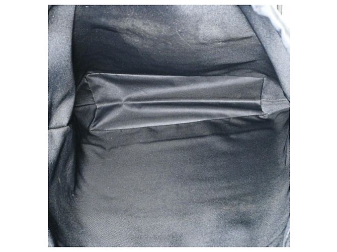 Leichte LV Circle Cabas aus Taurillon von Louis Vuitton Schwarz - Ansicht 11