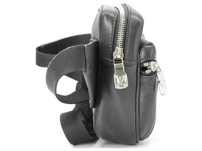 Borsa a tracolla Taigarama di Louis Vuitton Nero - vista 4