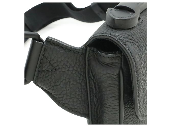 Borsa a tracolla S-Lock in Monogram Taurillon Louis Vuitton Nero - vista 5