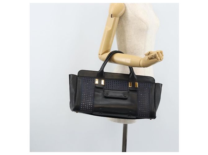Chloé Sac à main Chloe Punching Alice en cuir noir et or Auth am11108 - vue 25