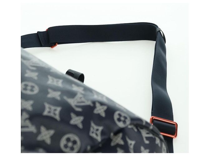 LOUIS VUITTON Borsa Keepall Bandoulière 50 Ink Up Side Down M43684 Auth BA11968SAM Monogramma - vista 16