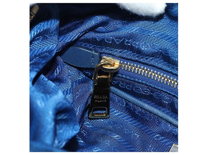 Borsa a Spalla PRADA in Nylon e Pelle Blu Oro Auth ARZ849A D'oro - vista 25