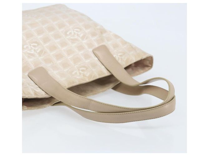 CHANEL Nuova Borsa Tote da Viaggio Nylon Beige Oro CC Auth BA11779 D'oro - vista 7