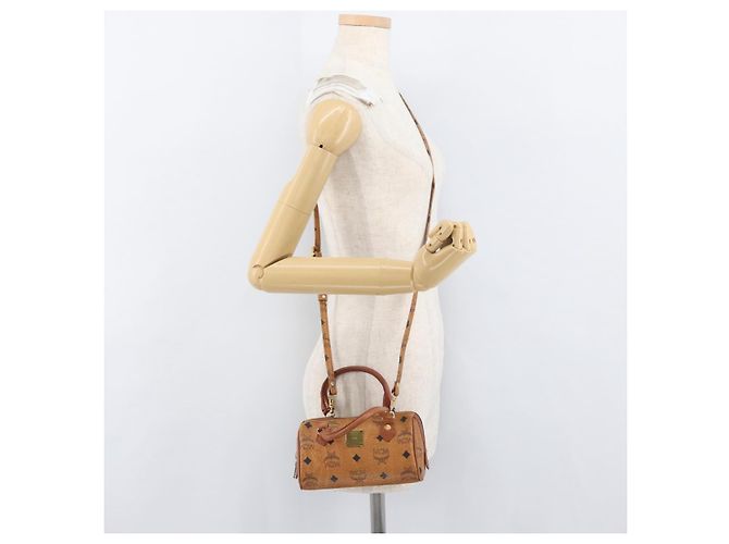 Borsa Boston Mini Logogram Vicetos MCM in pelle PVC 2 in 1 marrone oro Auth BAZ463 D'oro - vista 22