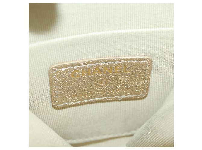 Custodia Air Pods Matelassé CHANEL & Portamonete in Pelle di Agnello CC Oro Auth BAZ881SAM D'oro - vista 14