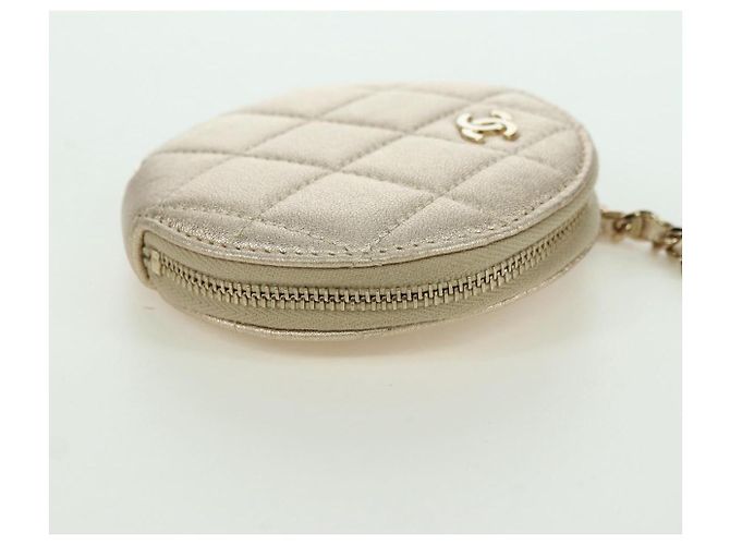 Custodia Air Pods Matelassé CHANEL & Portamonete in Pelle di Agnello CC Oro Auth BAZ881SAM D'oro - vista 4