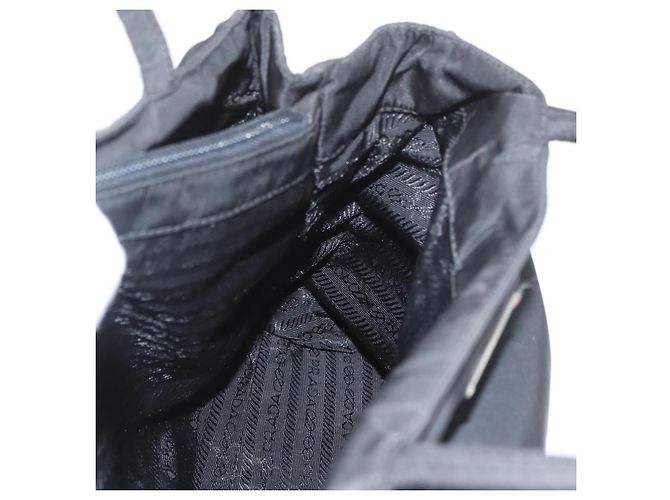 Prada Tote Bag aus schwarzem Nylon mit Silber authentisch am11121 - Ansicht 22