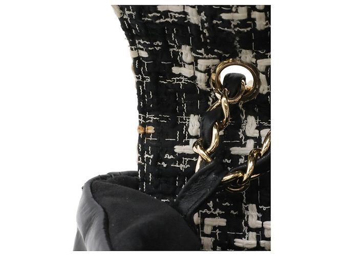 Borsa Tote Matelassé Portobello Coco Mark di Chanel Nero Crudo - vista 9