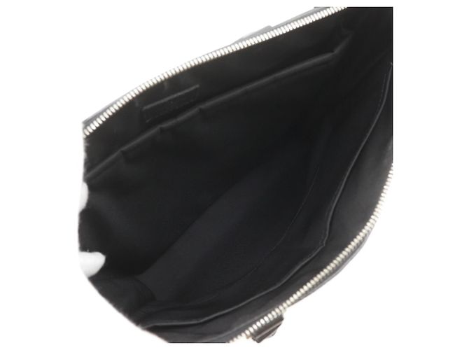 Borsa a mano verticale Taiga Louis Vuitton Nero - vista 7