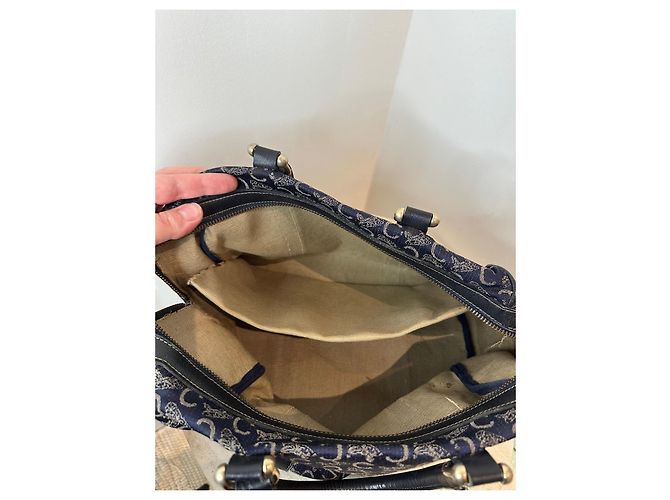 Céline Borsa Boston Celine in tela monogramma blu navy e pelle nera Nero - vista 16