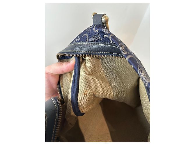 Céline Borsa Boston Celine in tela monogramma blu navy e pelle nera Nero - vista 19