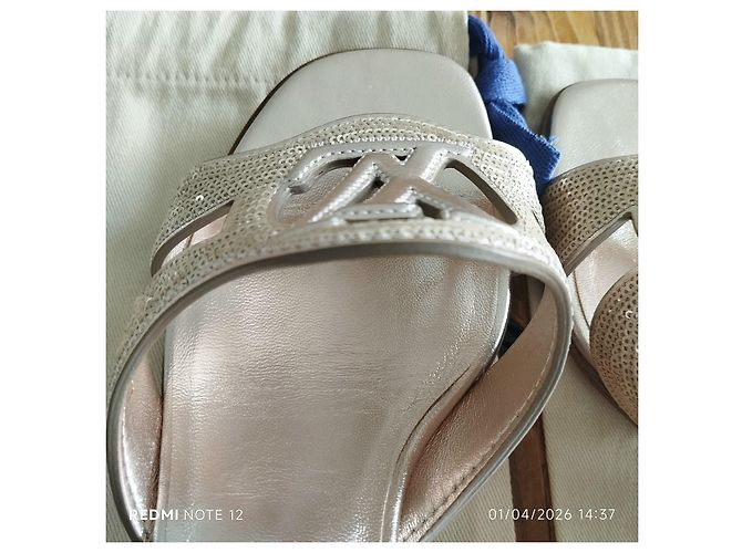 Louis Vuitton Isola Mules Beige Iridescent Leather Sequins - view 3
