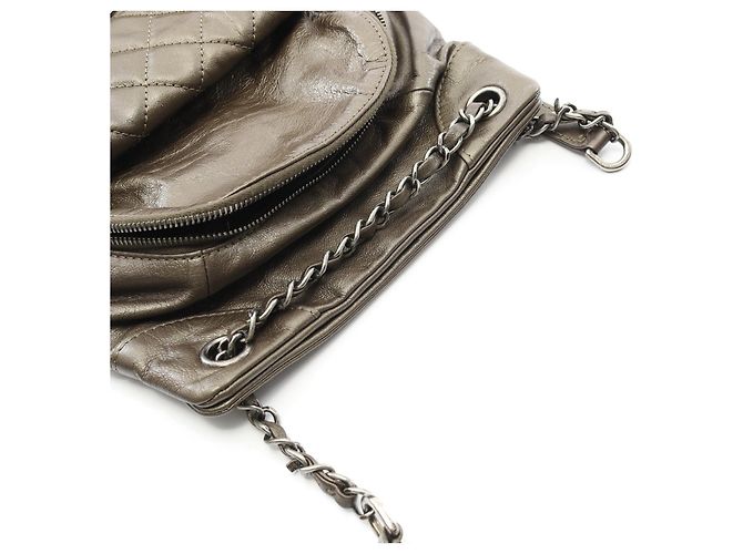 Timeless Chanel Matelassé Leder Rucksack Grün Khaki - Ansicht 8