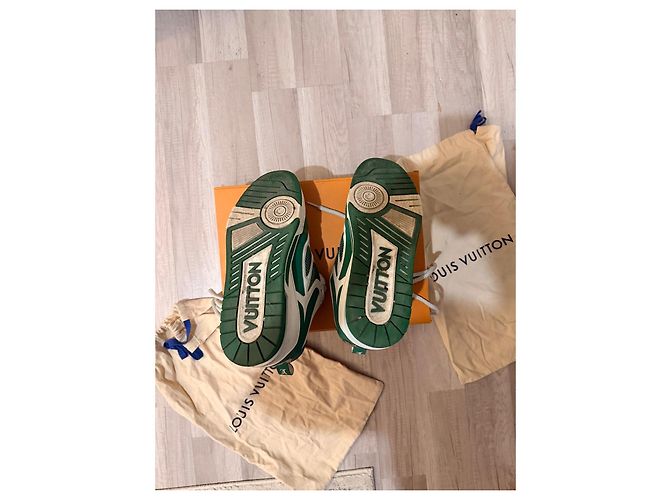 Tênis Louis Vuitton LV Skate Verde Branco - vista 10