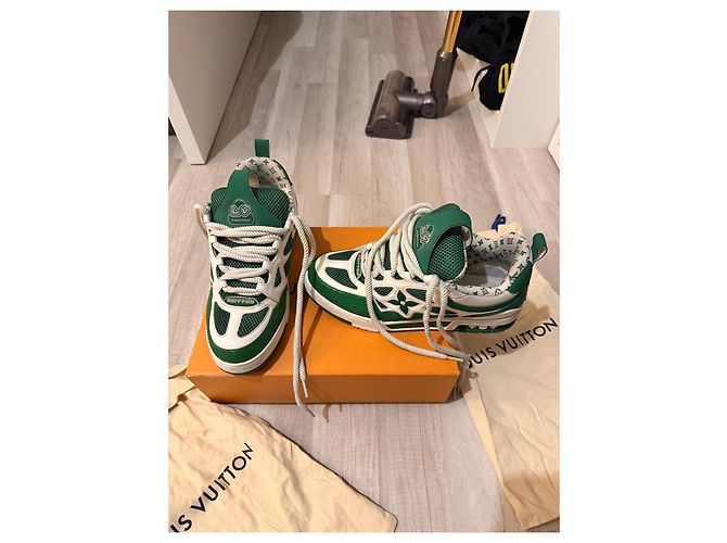Tênis Louis Vuitton LV Skate Verde Branco - vista 3
