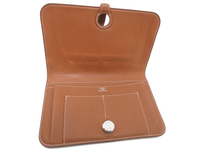 Cartera Larga Dogon GM de Hermès en Cuero Togo Dorado - vista 5