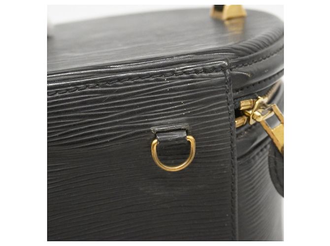 Louis Vuitton Epi Cannes Handbag in Noir Black - view 11
