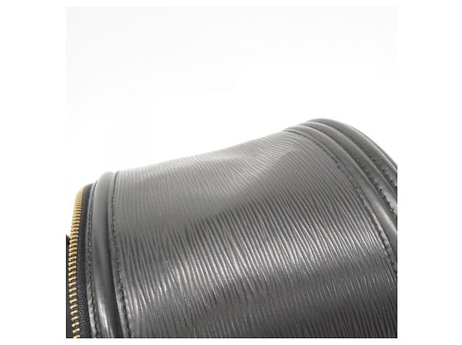 Louis Vuitton Epi Cannes Handbag in Noir Black - view 15