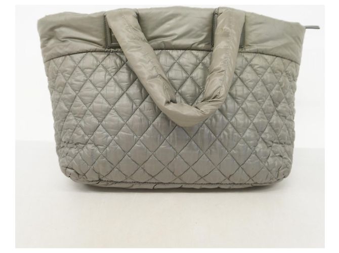Borsa tote in nylon Coco Cocoon di Chanel Verde oliva - vista 11