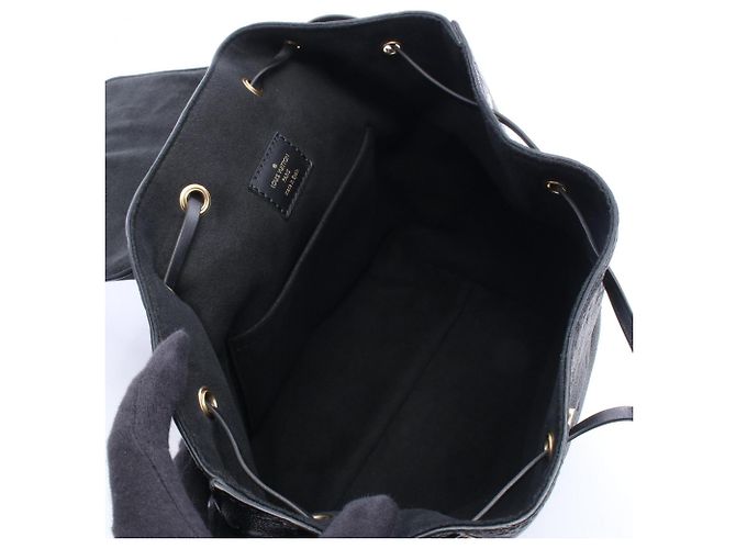 Zaino/Borsa Montsouris PM di Louis Vuitton Nero - vista 3