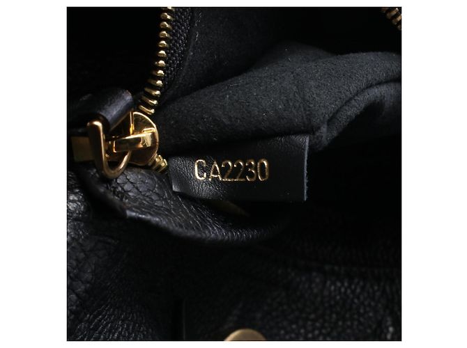 Zaino/Borsa Montsouris PM di Louis Vuitton Nero - vista 5