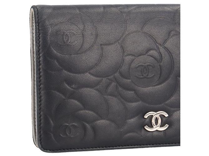 Billetera bifold Chanel Camelia Coco Mark Negro - vista 12