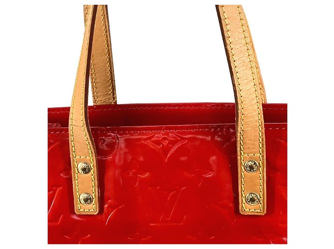 Borsa Tote Verticale Lead MM in Monogram Vernis Louis Vuitton Rosso - vista 13