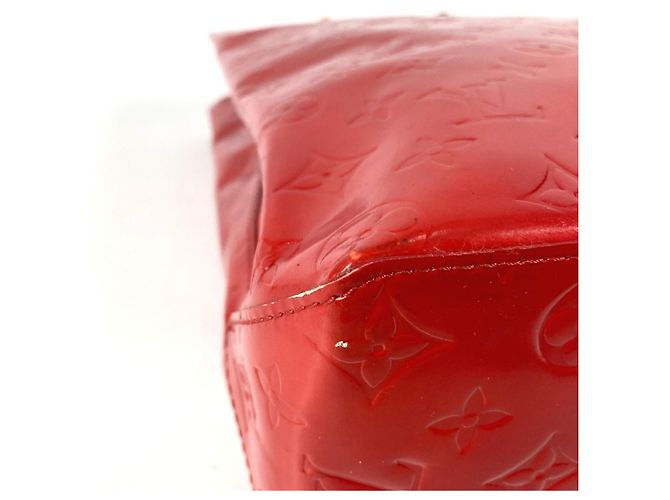 Borsa Tote Verticale Lead MM in Monogram Vernis Louis Vuitton Rosso - vista 9