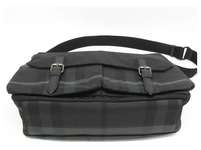 Borsa a tracolla in nylon da uomo Burberry in nero - vista 4