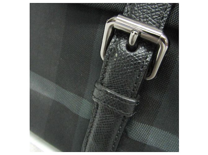 Borsa a tracolla in nylon da uomo Burberry in nero - vista 6