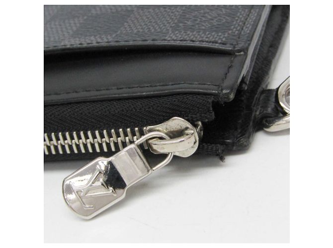 Louis Vuitton Damier Graphite Zippy Dragon Wallet Black - view 10