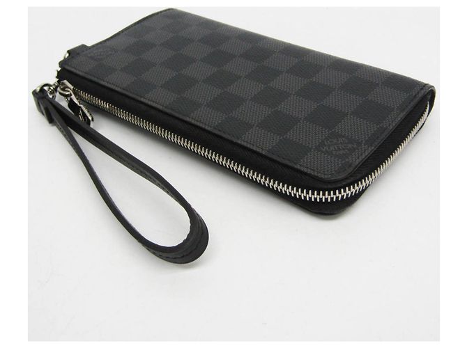 Louis Vuitton Damier Graphite Zippy Dragon Wallet Black - view 9