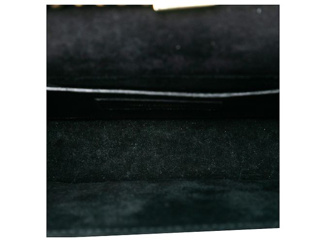 Saint Laurent Sac à bandoulière Kate Monogram en cuir de veau métallisé argenté avec pompon - vue 4