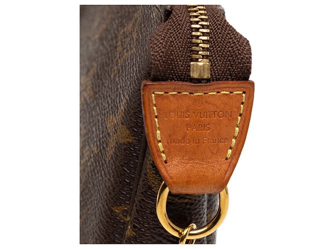 Mini Pochette Accessoires Monogramma Marrone Louis Vuitton - vista 5