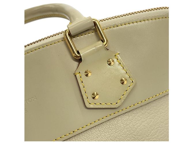 Borsa Lockit PM Suhali di Louis Vuitton Bianco - vista 5