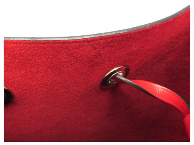 Néonoé Borsa a mano Neo Noé BB in Epi Louis Vuitton Rosa - vista 16