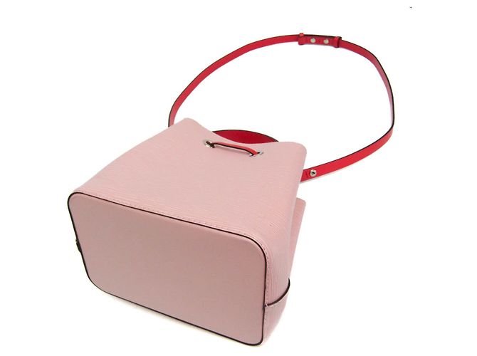 Néonoé Borsa a mano Neo Noé BB in Epi Louis Vuitton Rosa - vista 2