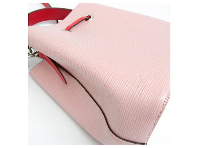 Néonoé Borsa a mano Neo Noé BB in Epi Louis Vuitton Rosa - vista 9